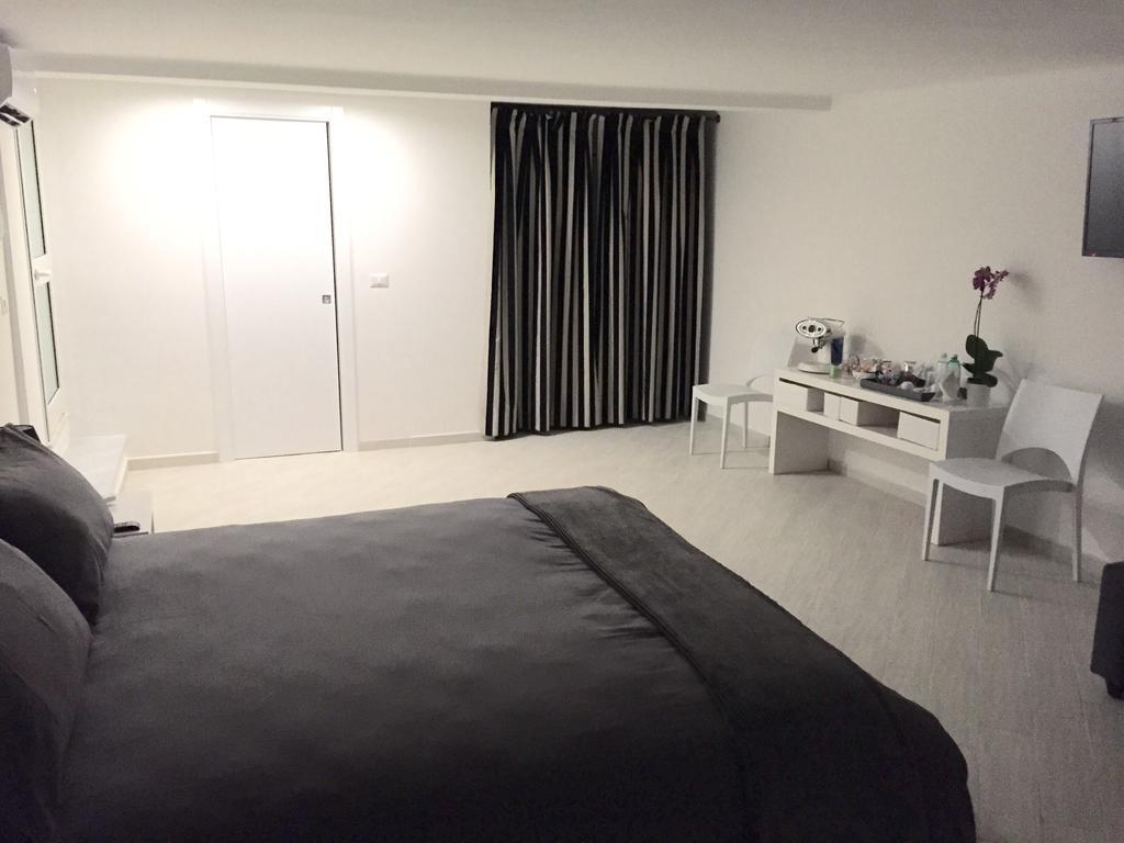 B&B Sparano Luxury Suites Bari Pokój zdjęcie
