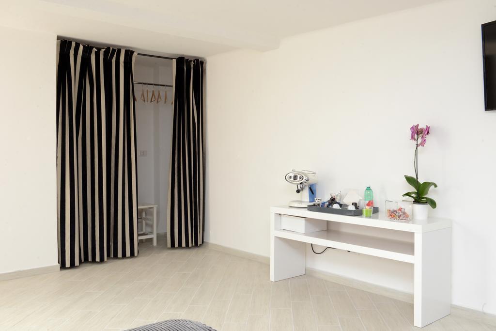 B&B Sparano Luxury Suites Bari Pokój zdjęcie